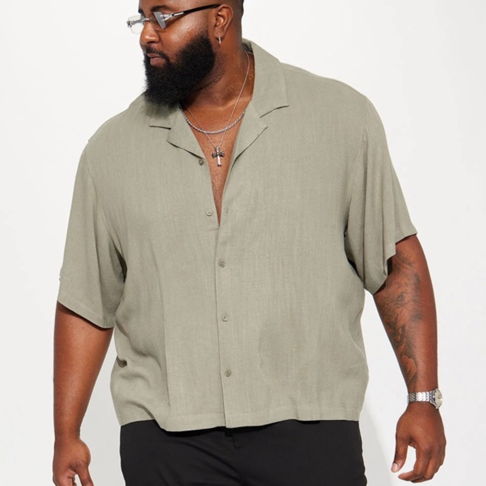 Mens Fashion Nova solid textured linen button up shirt (BRAND New)